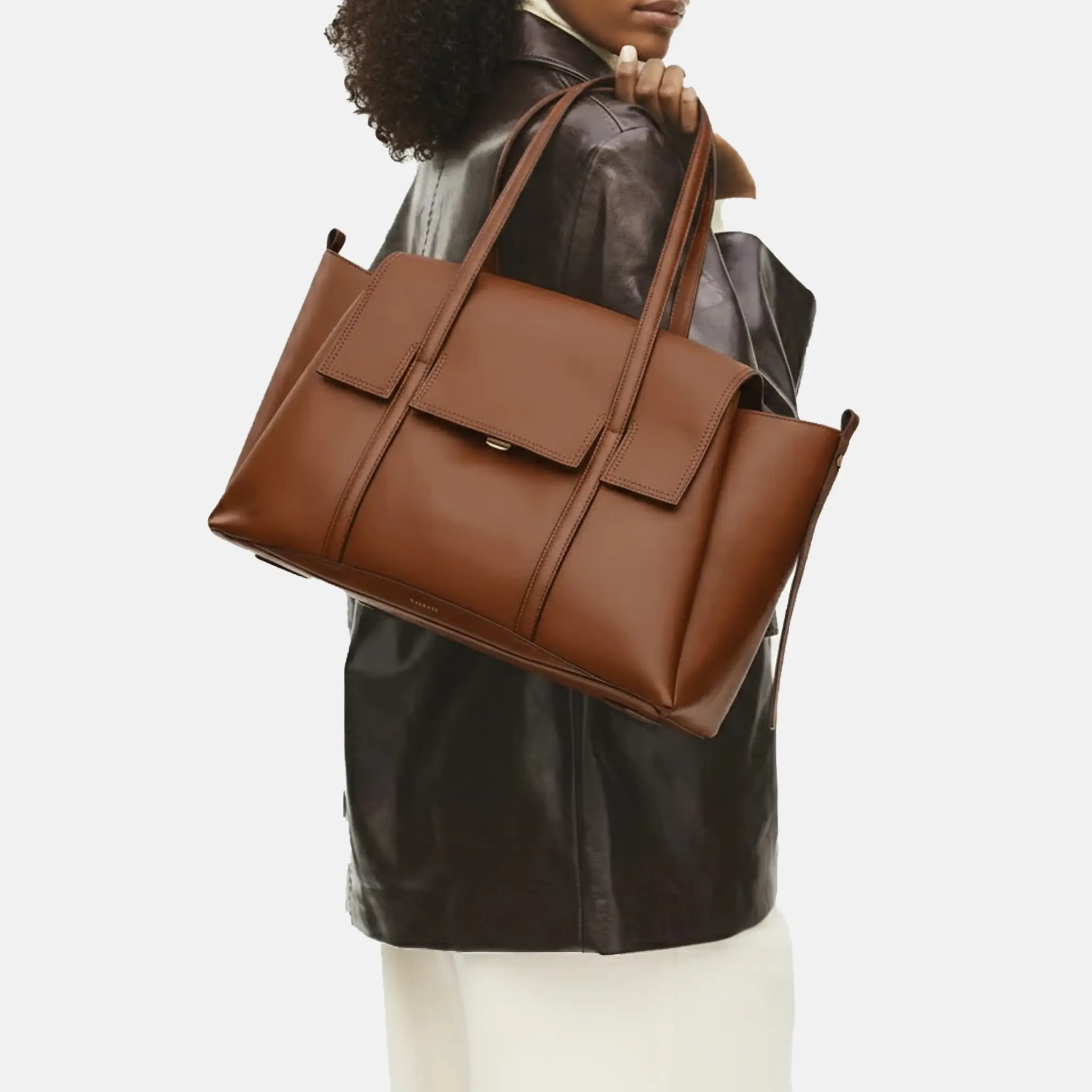 The Chancery Flapover Shoulder